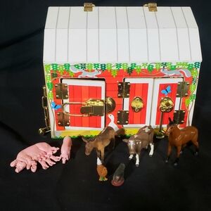 Melissa & Doug Wooden Latches Barn